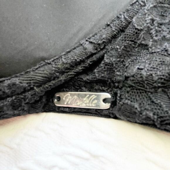 BOGO FREE 42D Montelle black bra - Picture 10 of 11